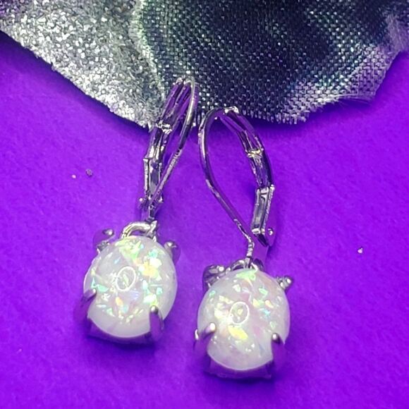 2.0 Ct.Fire Opal Dangling Leverback Earrings on 925 Silver - Women's Jewelry - Picture 7 of 12